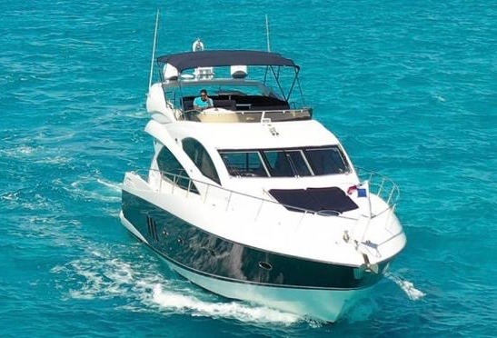 64' Sunseeker With Flybridge Luxury Yacht